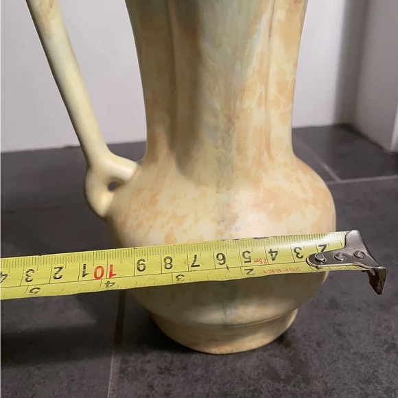 Vintage Beswick Ware England Art Deco Yellow Green pitcher 9” - Picture 9 of 10